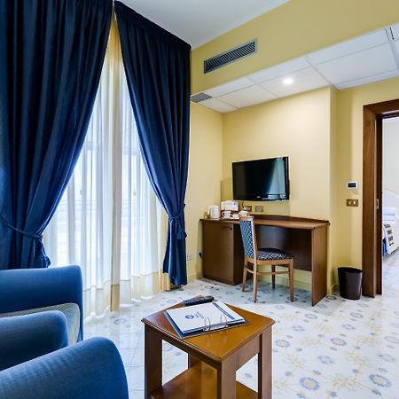 Best Western Hotel La Solara Sorrento Bagian luar foto