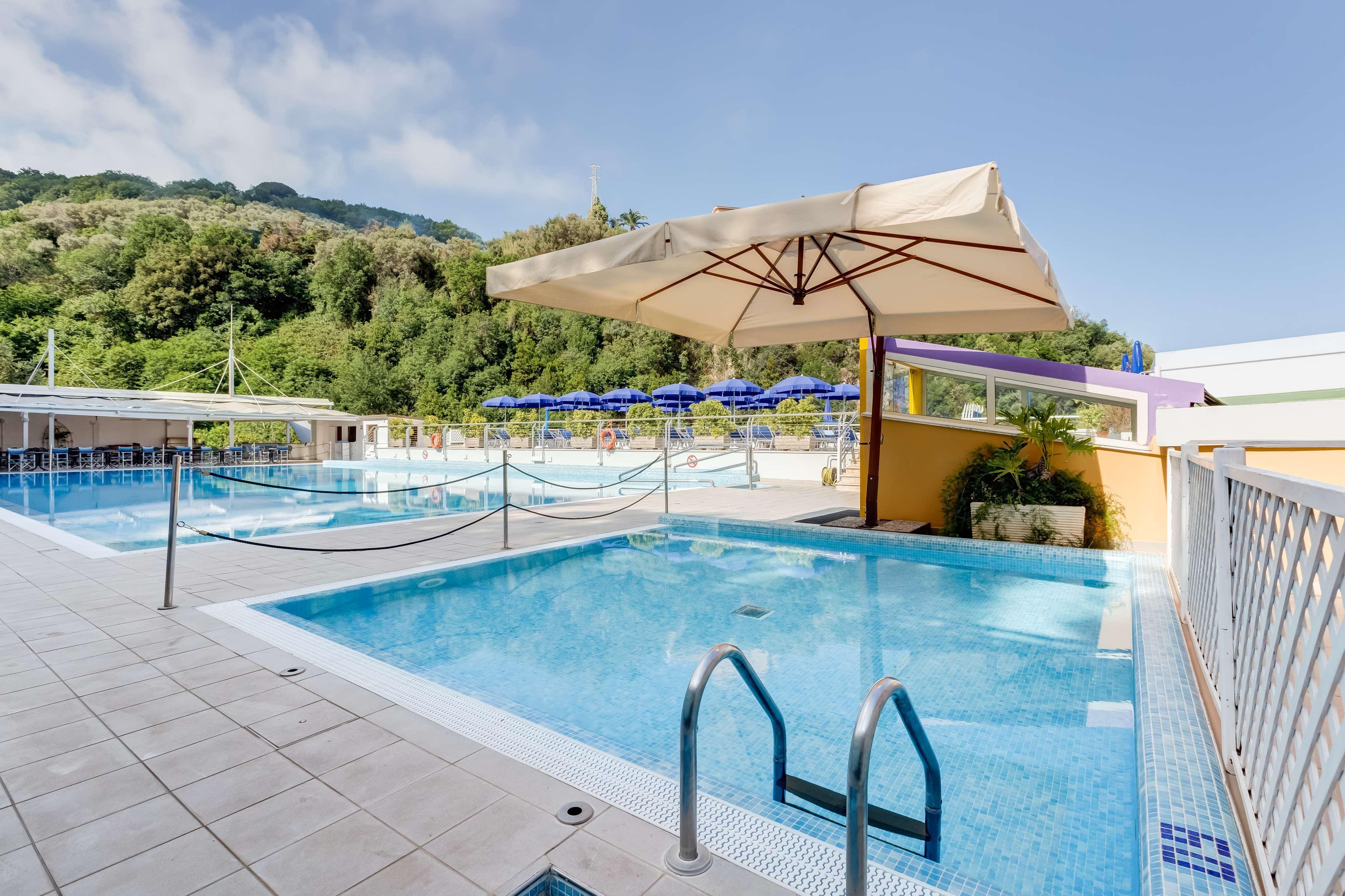 Best Western Hotel La Solara Sorrento Bagian luar foto