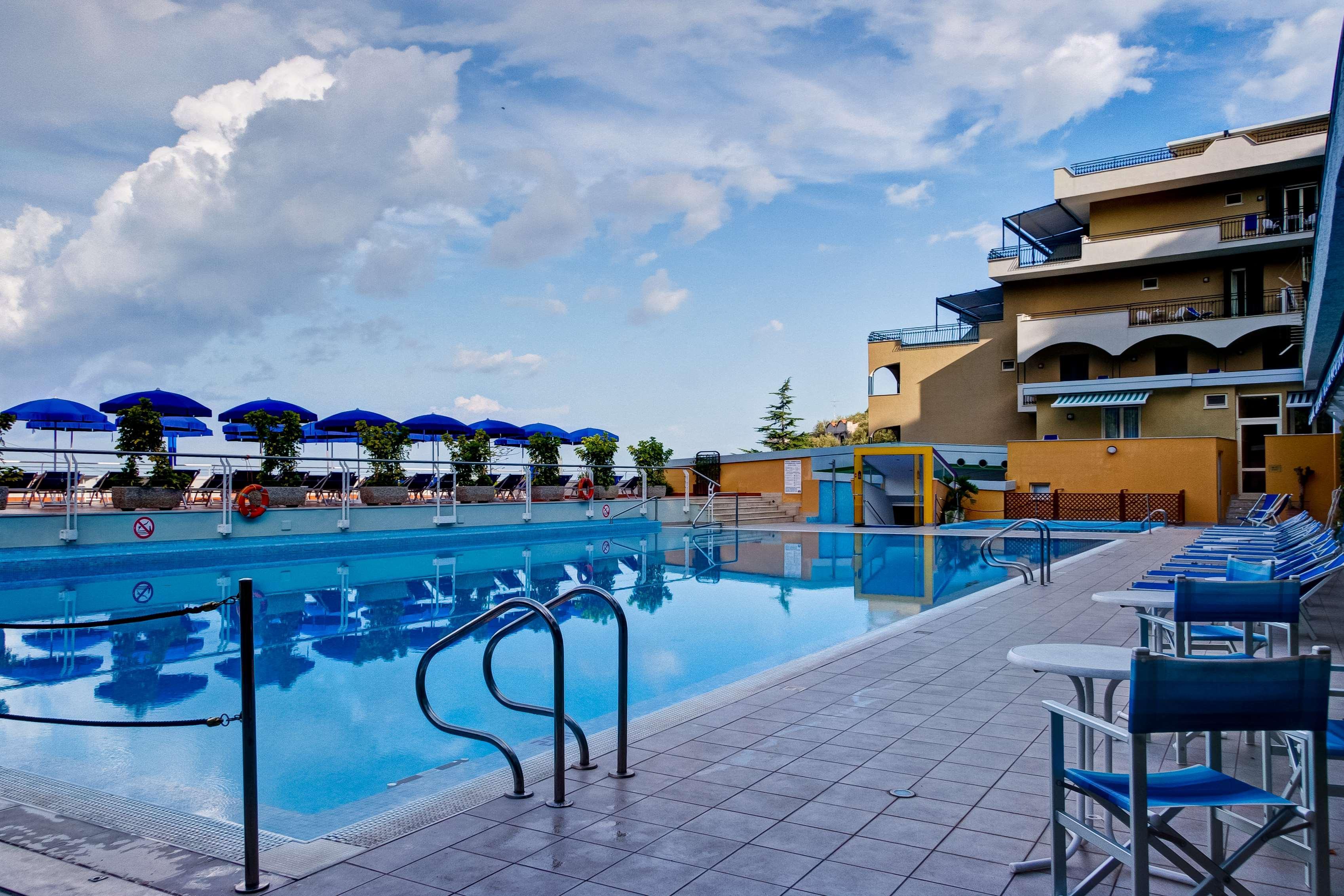 Best Western Hotel La Solara Sorrento Bagian luar foto