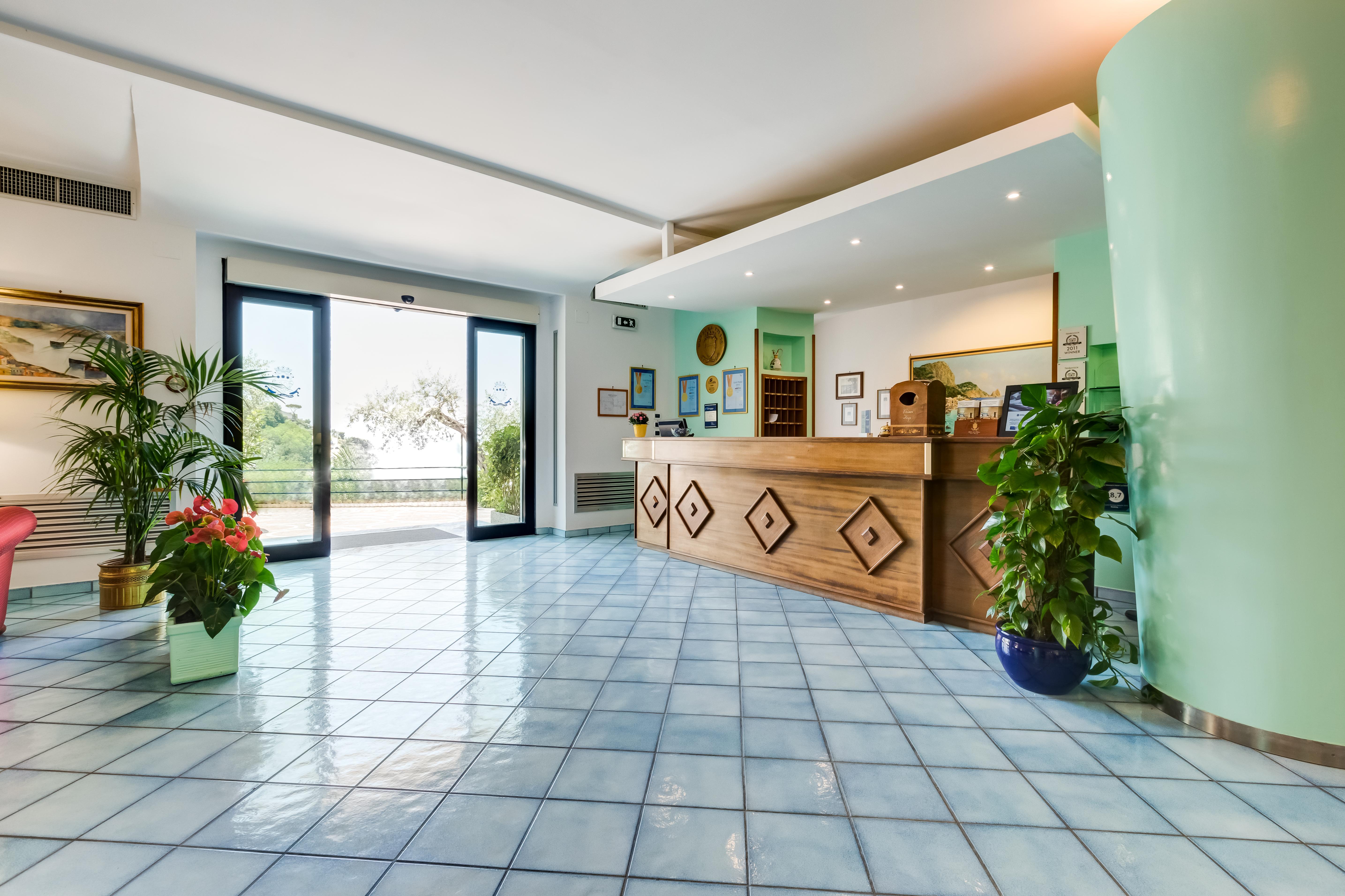 Best Western Hotel La Solara Sorrento Bagian luar foto
