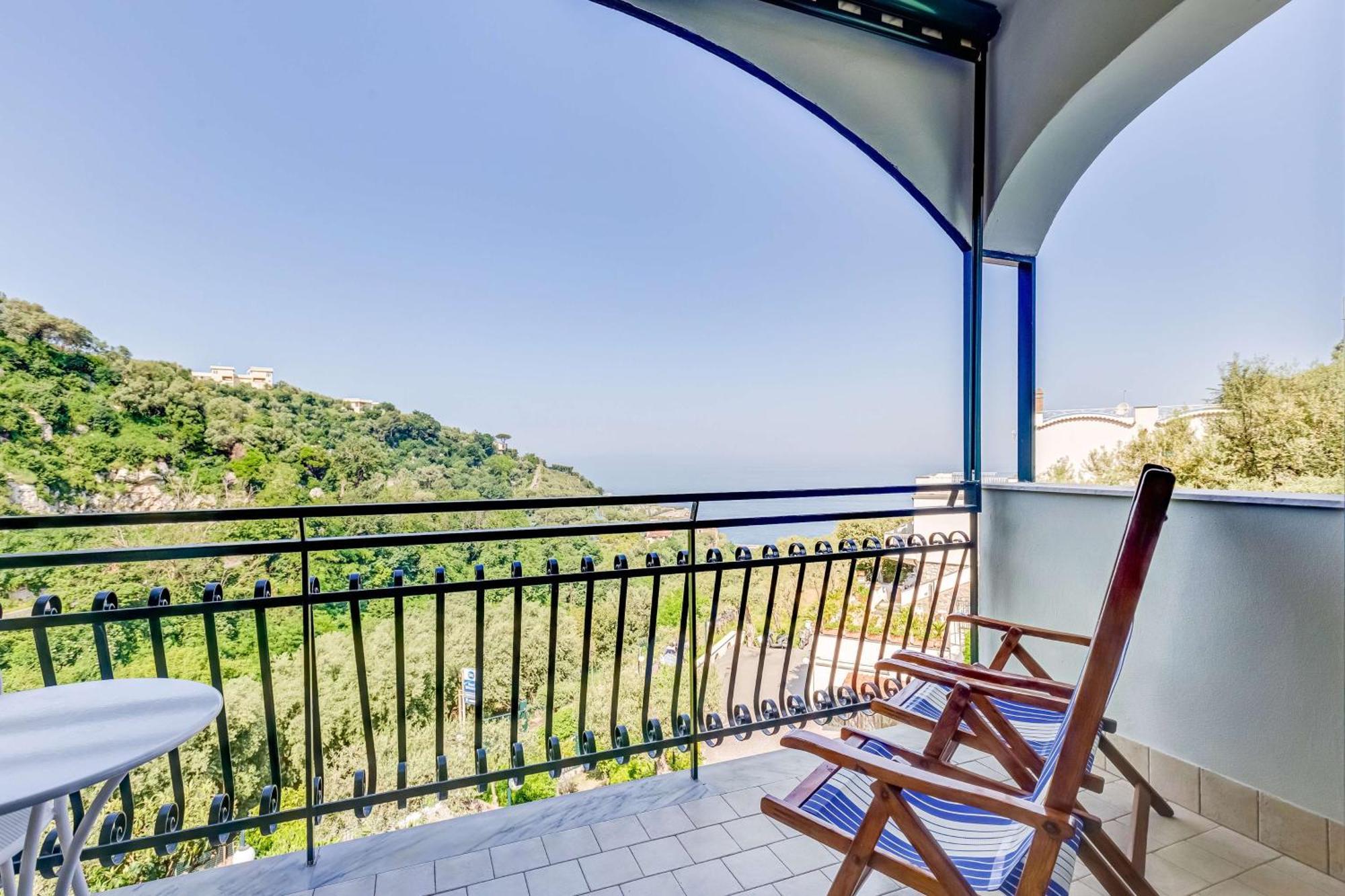 Best Western Hotel La Solara Sorrento Bagian luar foto