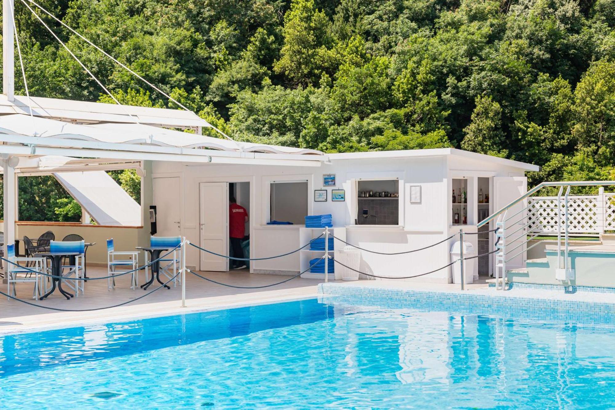 Best Western Hotel La Solara Sorrento Bagian luar foto